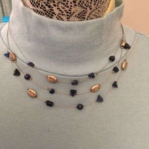 BLUE WIRE AND ROSE BEADS NECKLACE  🌟